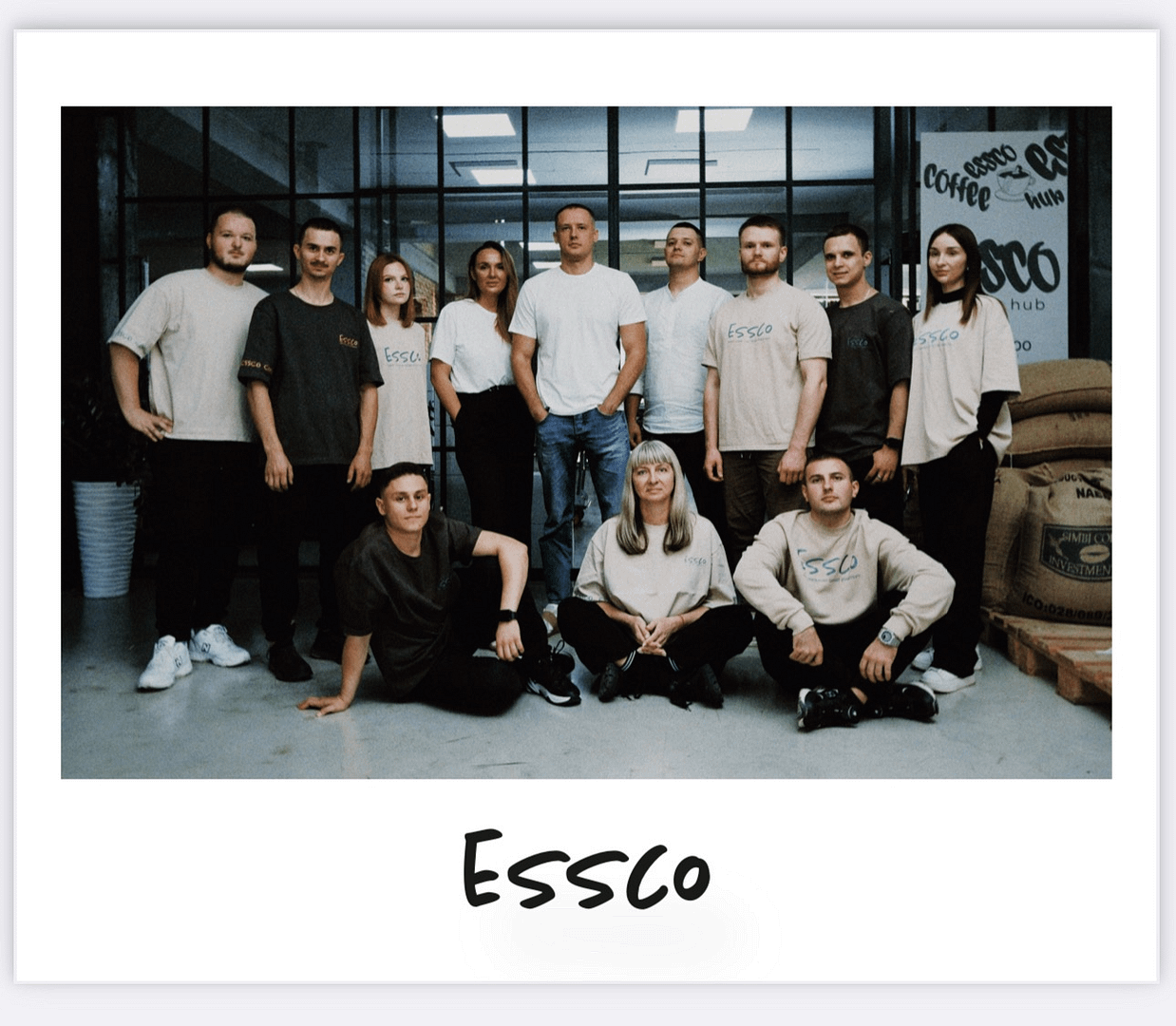 A group of people posing for a photo
AI-generated content may be incorrect.