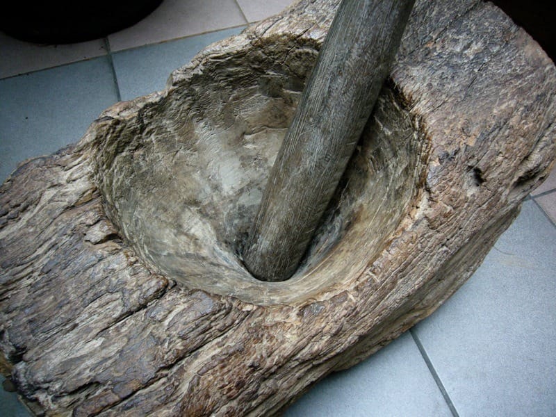 wooden_mortar_pestle.jpg